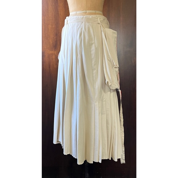Ivan Grundahl Cream Pleated Maxi Asymmetrical Skirt with Detachable Pocket - Picture 6 of 14